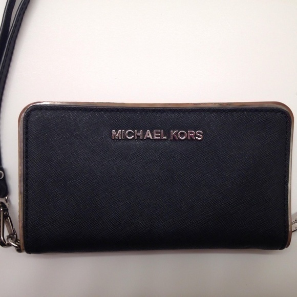Michael kors black saffiano leather wristlet - Picture 1 of 10